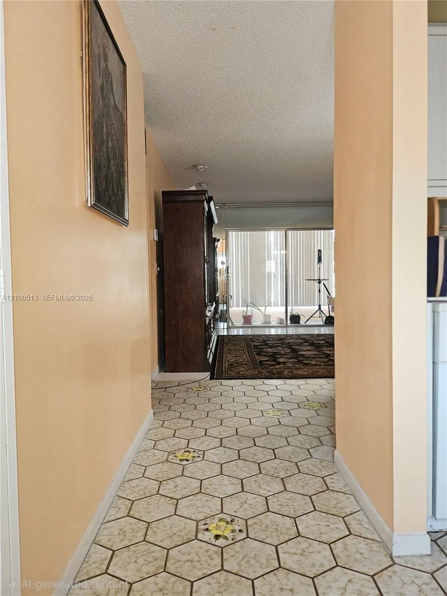 View details of listing 5121 W Oakland Park Boulevard 211, Lauderdale Lakes, FL 33313 Lauderdale Lakes with MLS# 