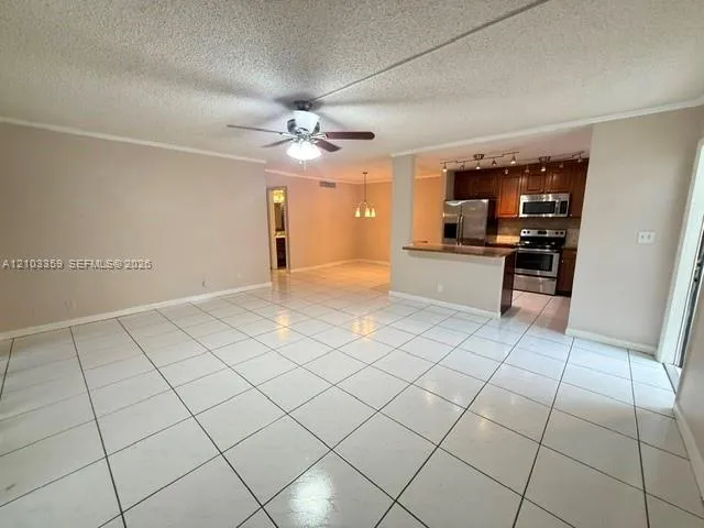 Listing  516 Osprey Drive 16A, Delray Beach, FL 33444, Delray Beach, FL 33444