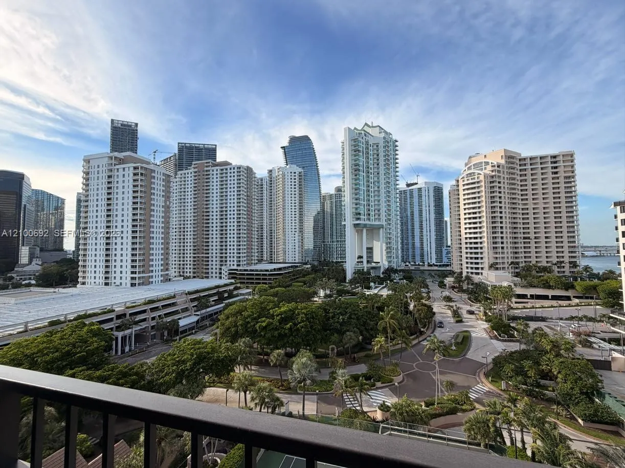 View details of listing 520 Brickell Key Drive A1216, Miami, FL 33131 Miami with MLS# 