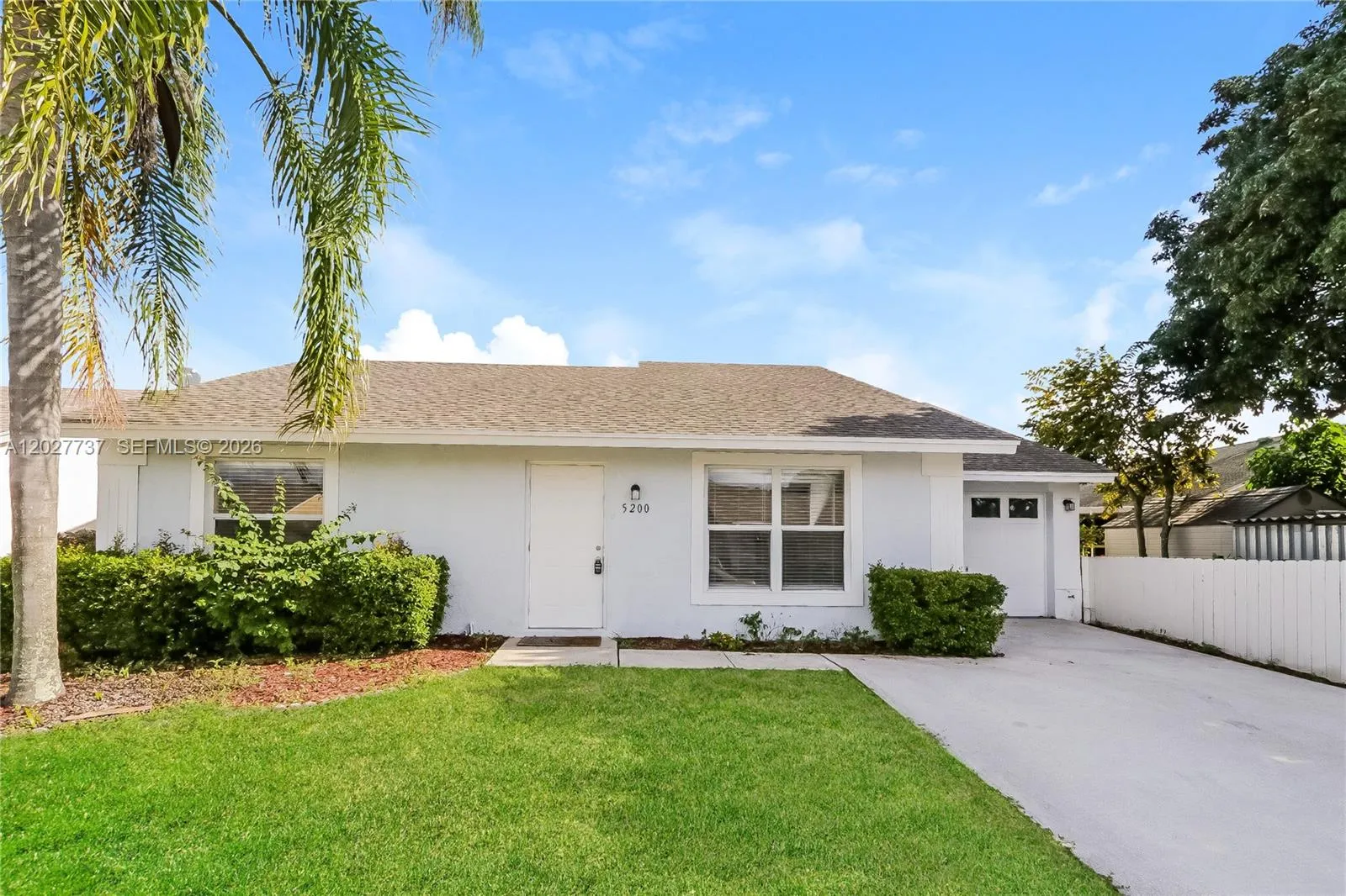 Listing  5200 Blueberry Hill Avenue, Lake Worth, FL 33463, Lake Worth, FL 33463