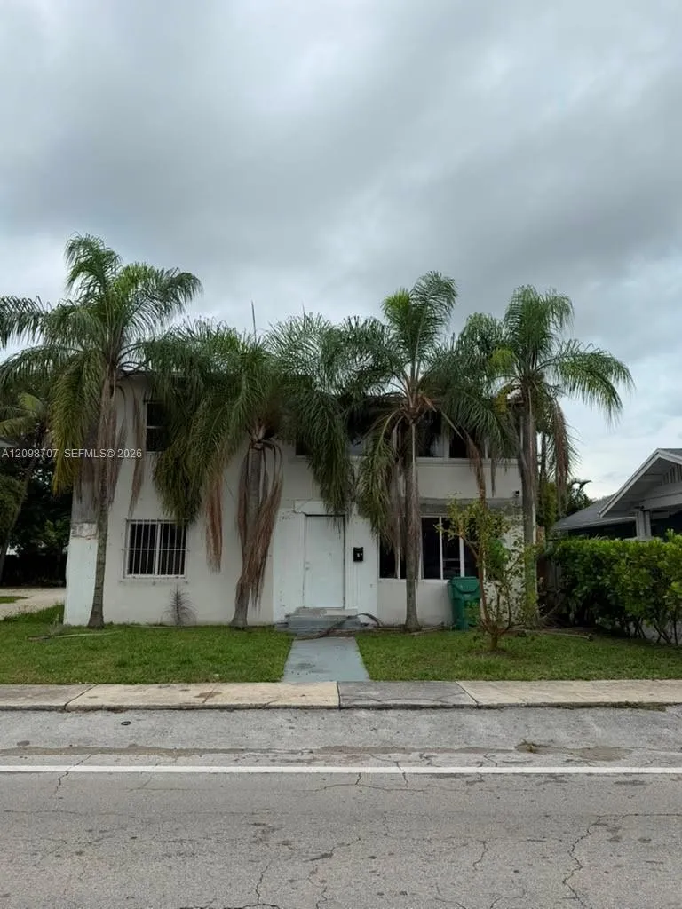 Listing  524 NE 71st Street, Miami, FL 33138, Miami, FL 33138