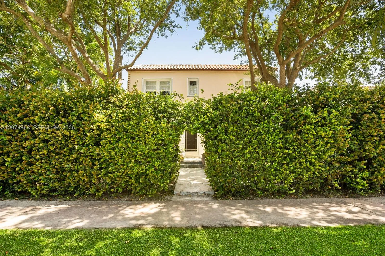 Listing  524 W 47th Street, Miami Beach, FL 33140, Miami Beach, FL 33140
