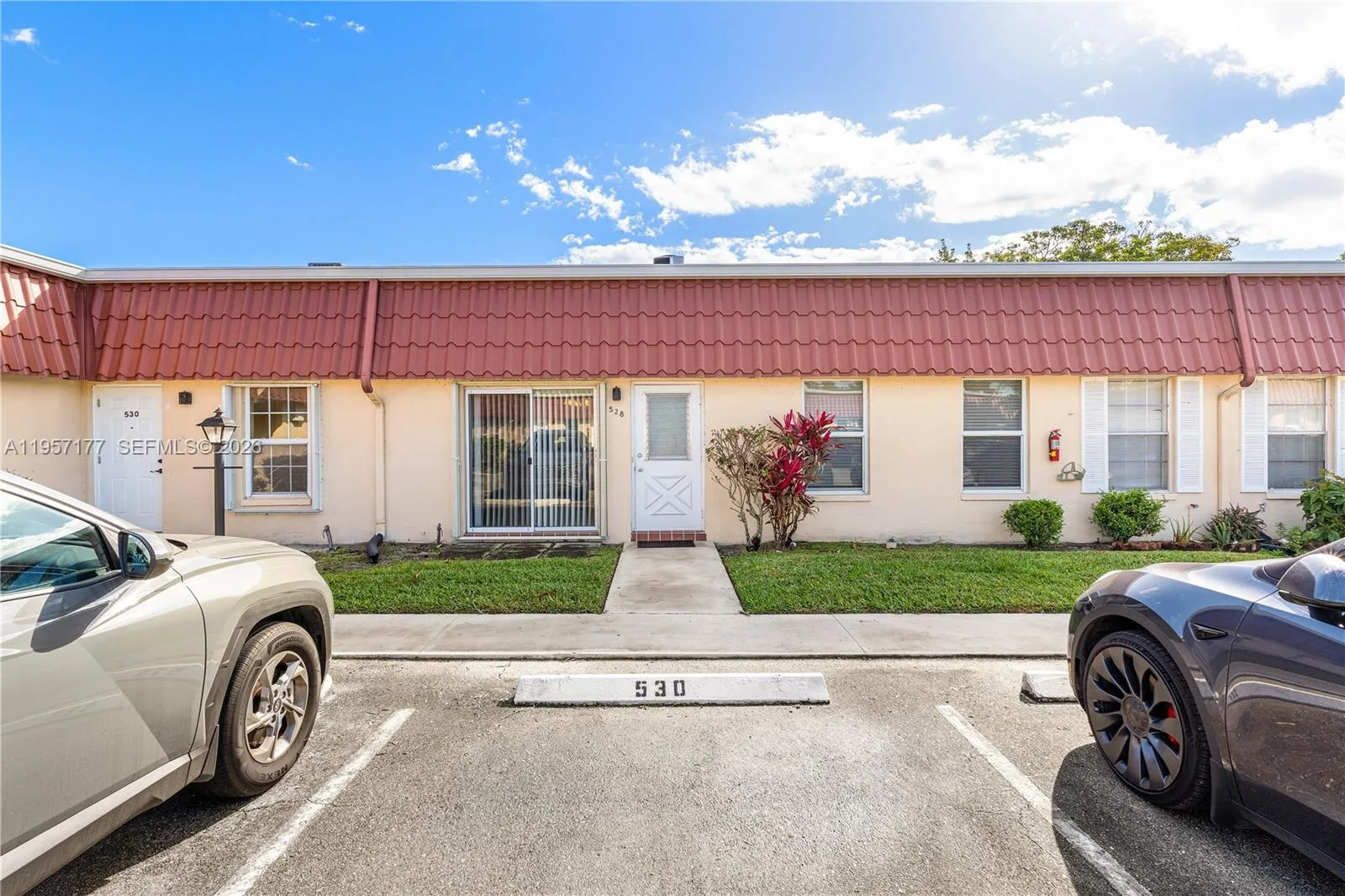 Listing  528 Franconia Circle ., Lake Worth, FL 33467, Lake Worth, FL 33467