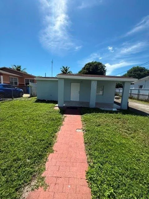 Listing  5328 NW 18th Street 5328, West Park, FL 33023, West Park, FL 33023