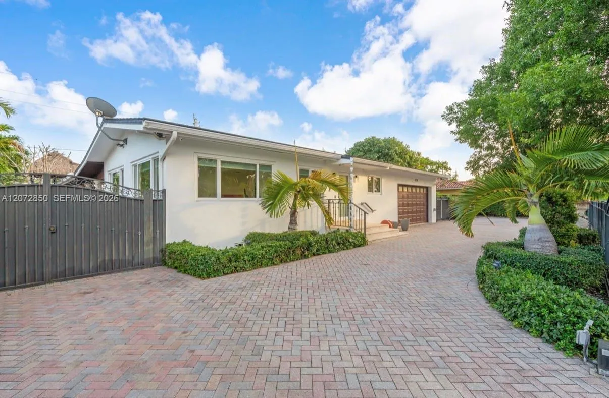Listing  5330 SW 7th Street, Miami, FL 33134, Miami, FL 33134