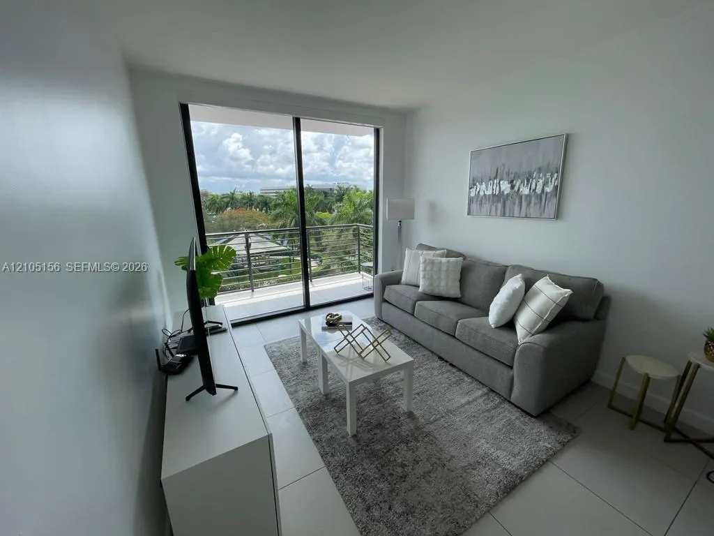 View details of listing 5350 NW 84th Avenue 303, Doral, FL 33166 Doral with MLS#