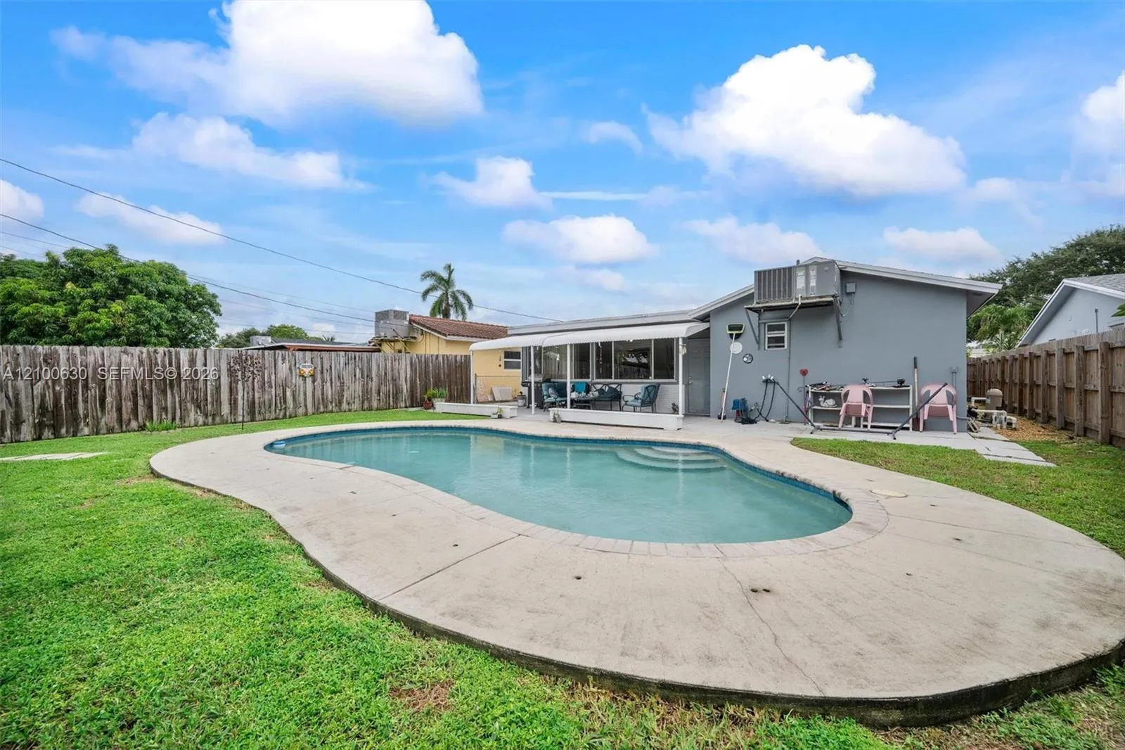 Listing  540 S Rainbow Drive, Hollywood, FL 33021, Hollywood, FL 33021