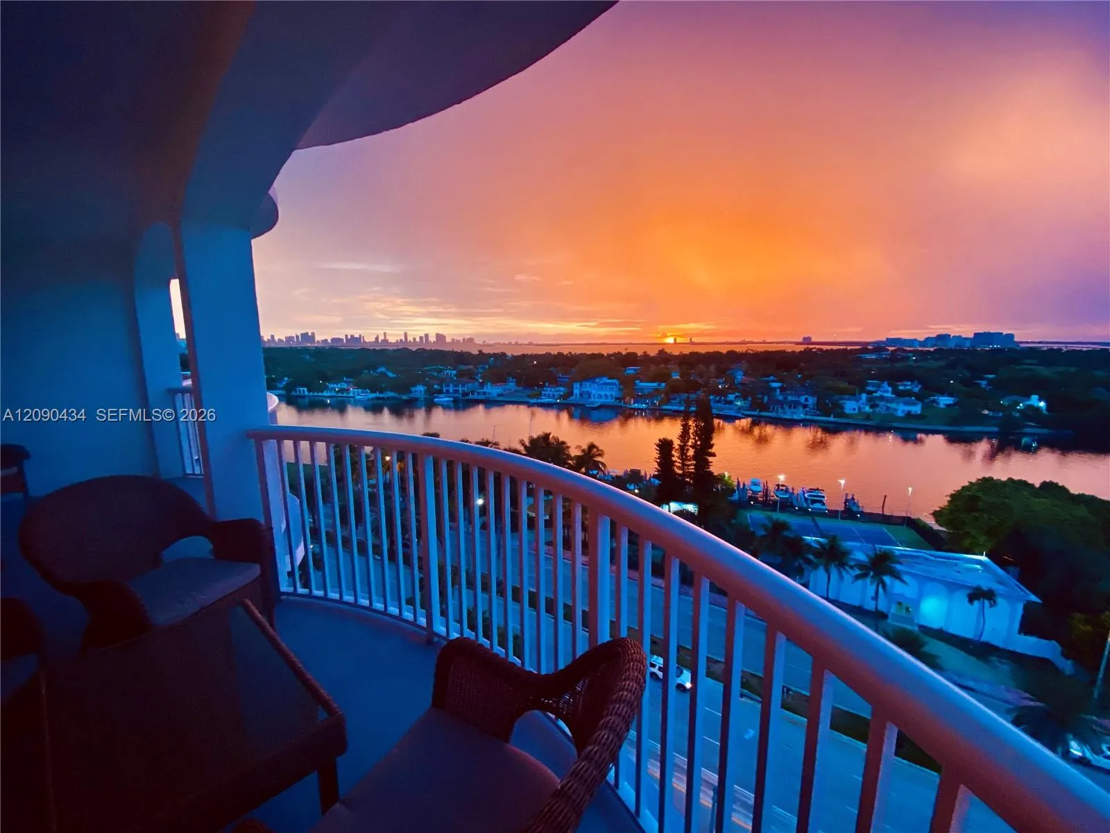 Listing  5401 Collins Avenue 1020, Miami Beach, FL 33140, Miami Beach, FL 33140