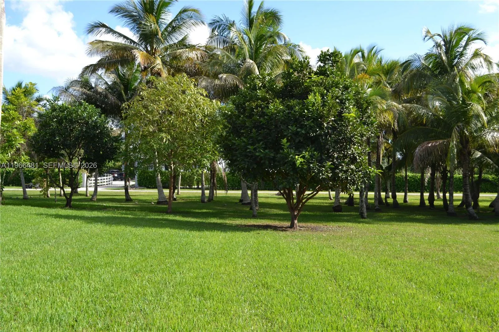 View details of listing 5425 SW 190th Avenue 1, Southwest Ranches, FL 33332 Southwest Ranches with MLS#