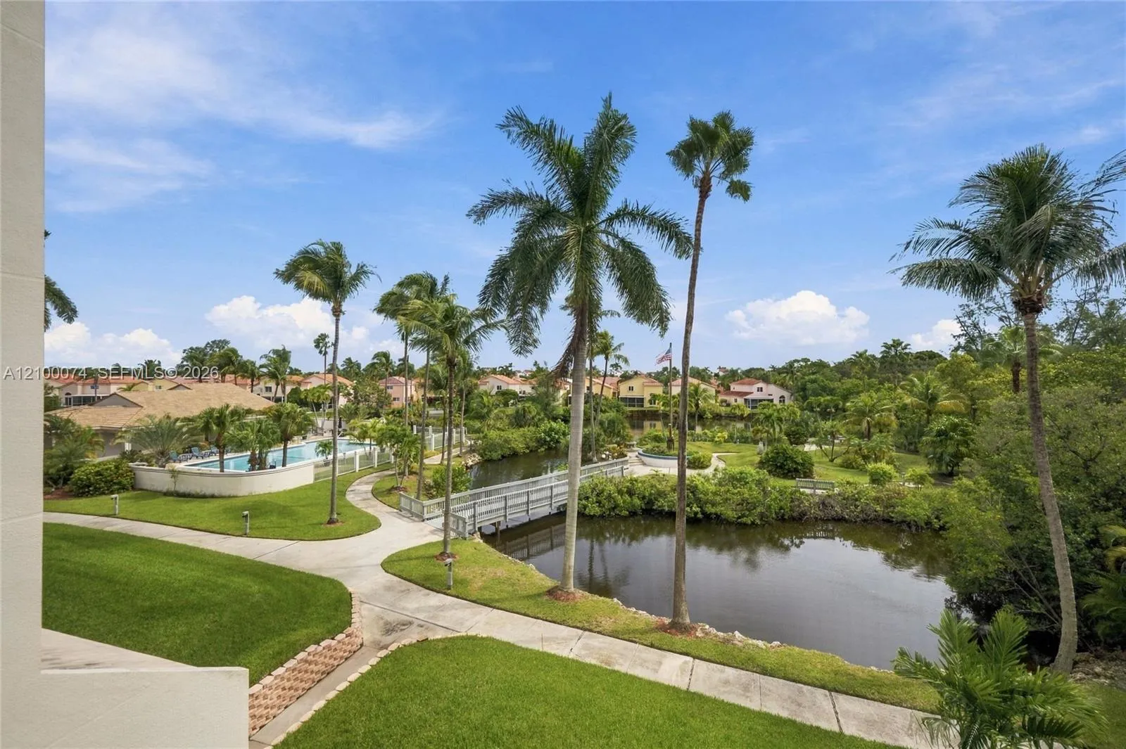 Listing  545 SE 12th Street 205, Dania Beach, FL 33004, Dania Beach, FL 33004
