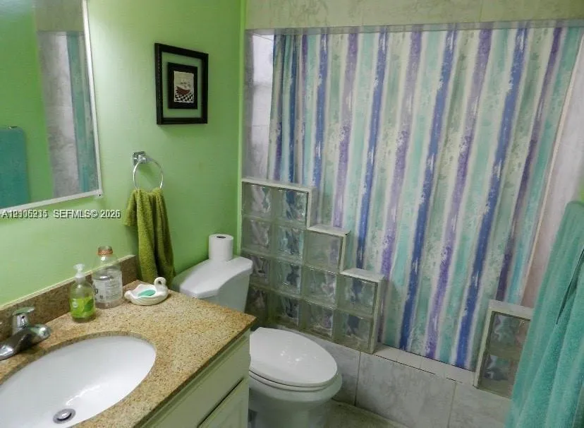 Listing  5495 NW 10th Court 208, Plantation, FL 33313, Plantation, FL 33313