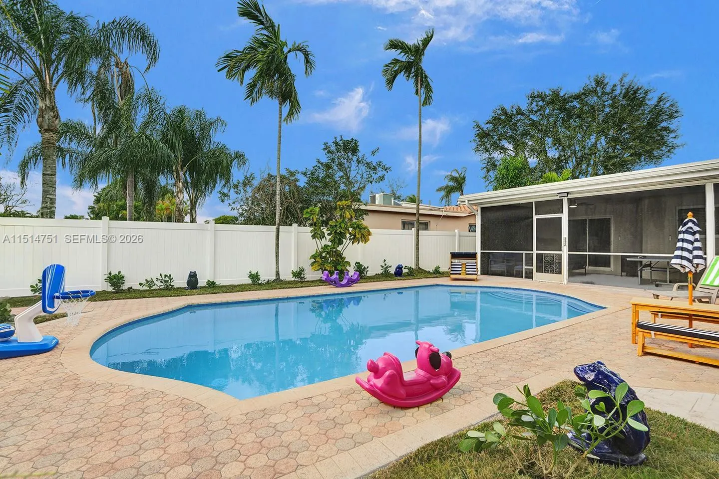 Listing  5500 Cleveland Street, Hollywood, FL 33021, Hollywood, FL 33021
