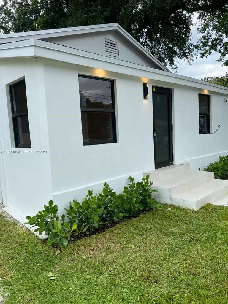 Listing  5511 NW 4th Avenue, Miami, FL 33127, Miami, FL 33127