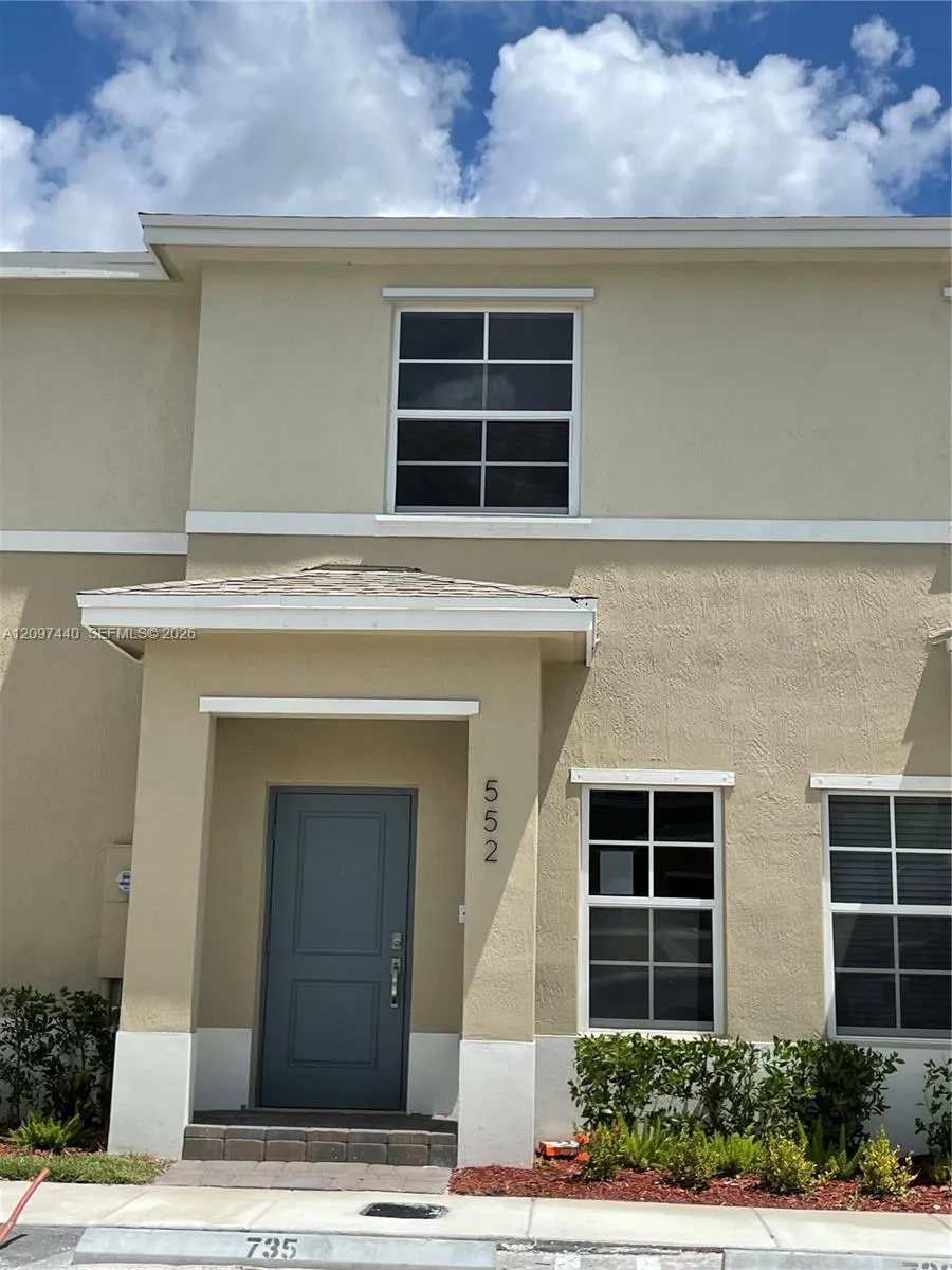 View details of listing 552 NE 4th Lane 552, Florida City, FL 33034 Florida City with MLS#