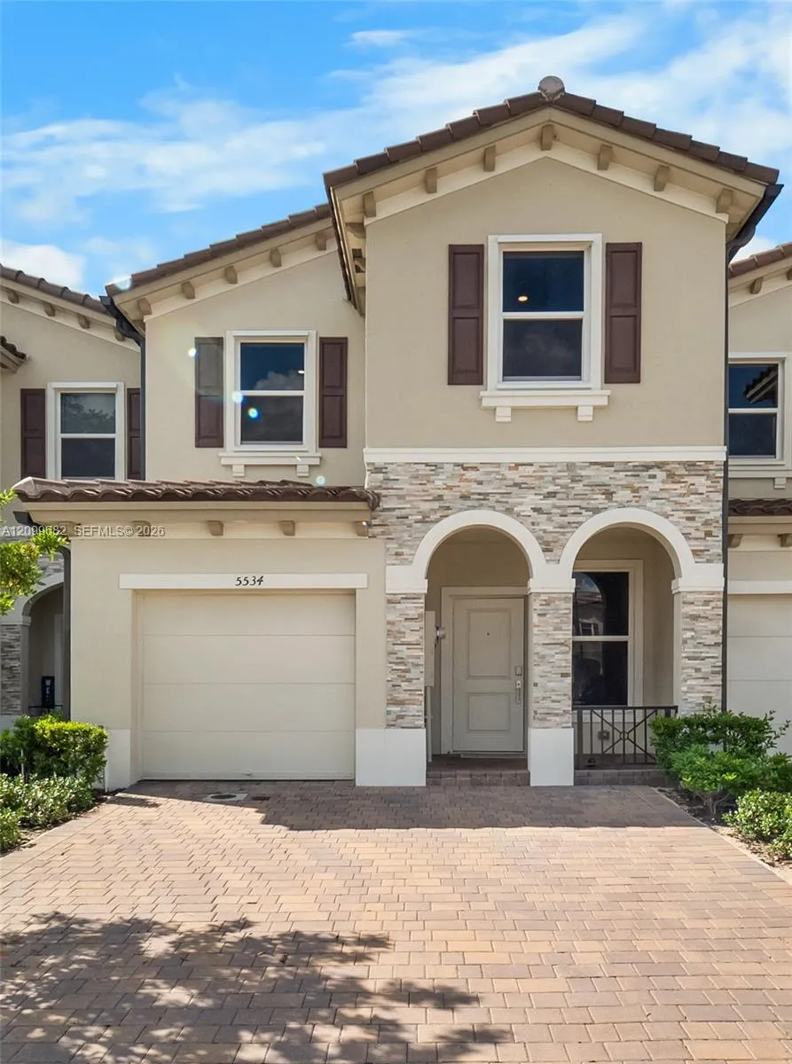 Listing  5534 NW 27th Place 1, Lauderhill, FL 33313, Lauderhill, FL 33313