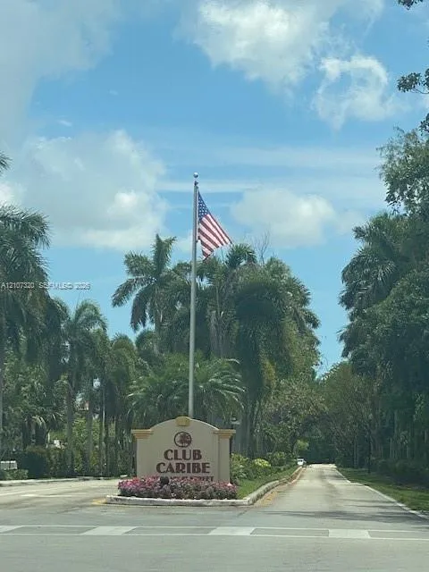 View details of listing 5550 NW 61st Street 518, Coconut Creek, FL 33073 Coconut Creek with MLS#