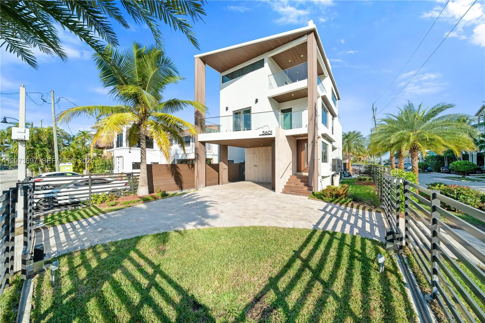 Listing  5601 N Ocean Drive, Hollywood, FL 33019, Hollywood, FL 33019