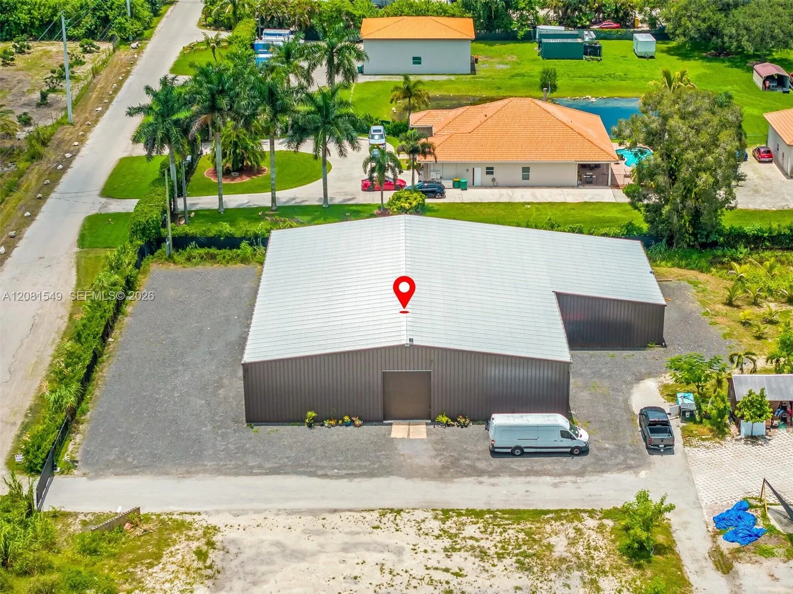 View details of listing 5601 SW 210th Terrace, Southwest Ranches, FL 33332 Southwest Ranches with MLS#