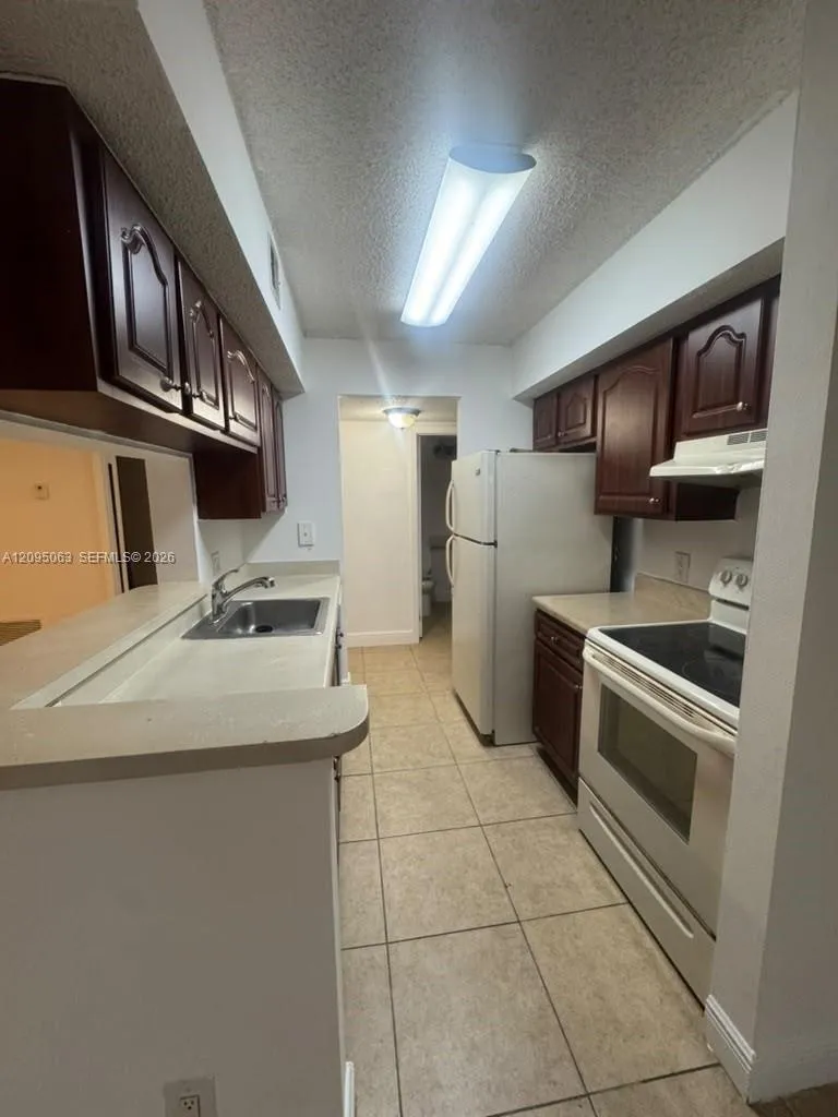 View details of listing 5612 Rock Island Road 152, Tamarac, FL 33319 Tamarac with MLS#
