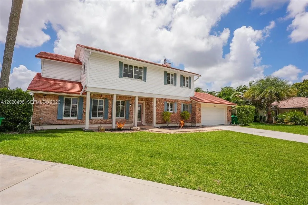Listing  5680 Thornbluff Avenue, Davie, FL 33331, Davie, FL 33331