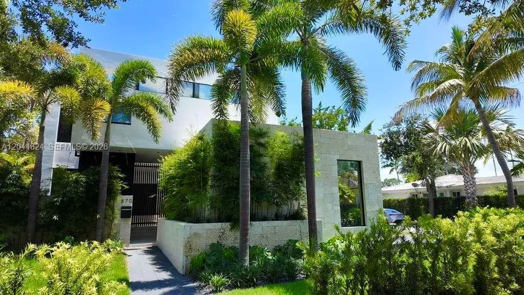Listing  570 S Shore Drive, Miami Beach, FL 33141, Miami Beach, FL 33141
