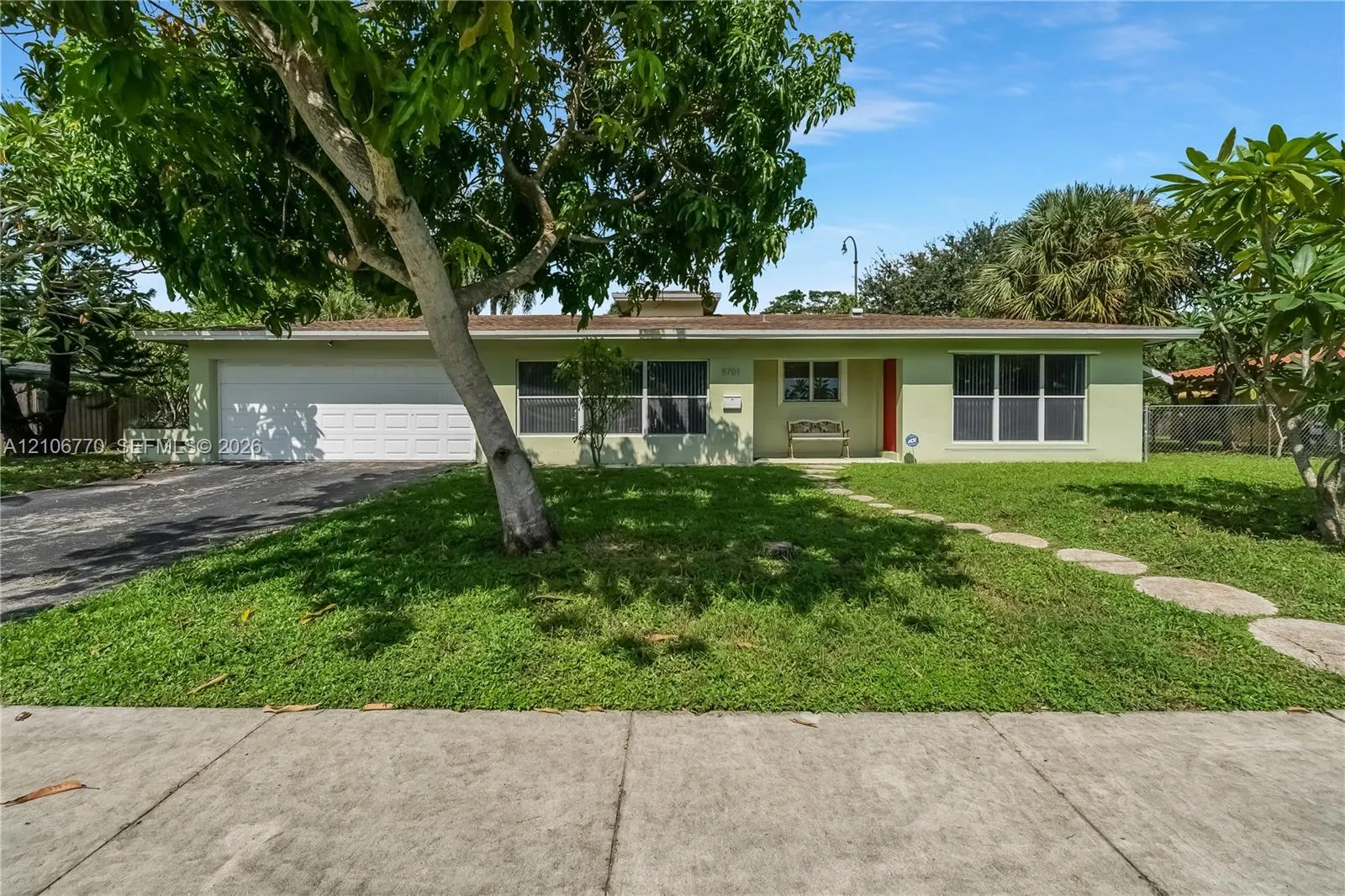 Listing  5701 SW 1st Street, Plantation, FL 33317, Plantation, FL 33317