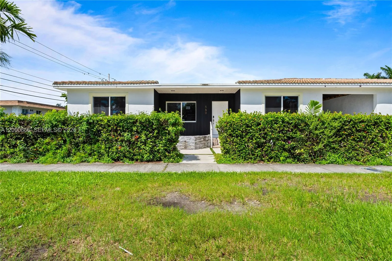 View details of listing 580 Lee Drive, Miami Springs, FL 33166 Miami Springs with MLS#