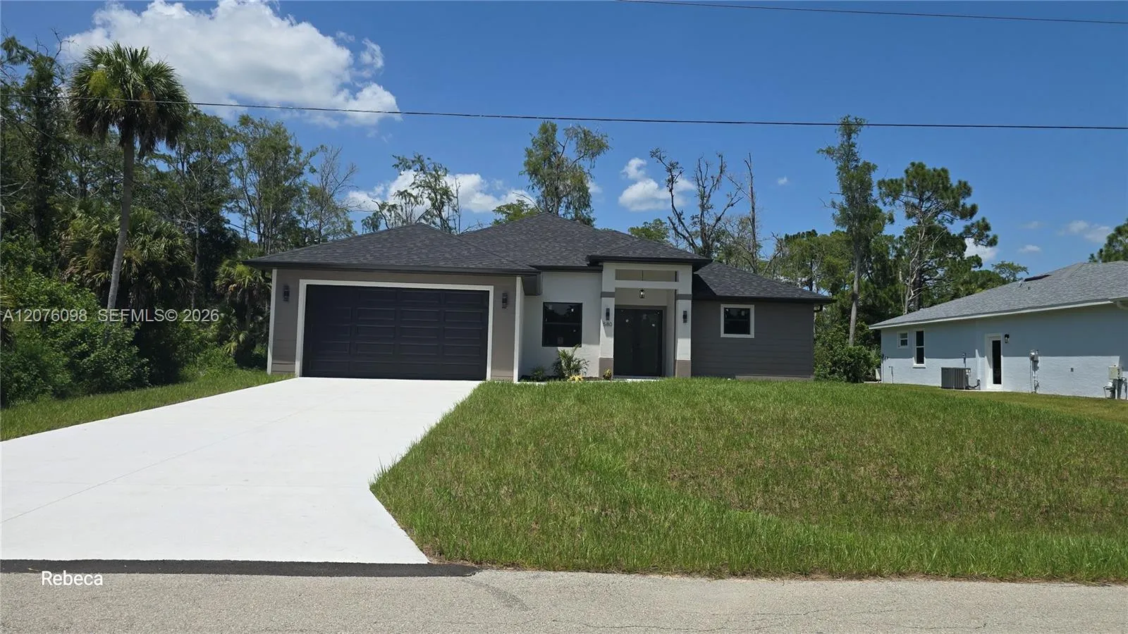 Listing  580 Woodview Drive, Lehigh Acres, FL 33972, Lehigh Acres, FL 33972