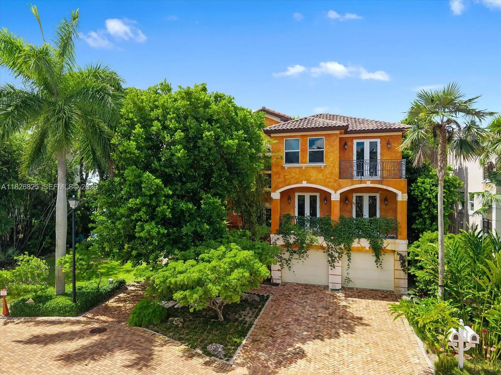 Listing  5843 Paradise Point Drive, Palmetto Bay, FL 33157, Palmetto Bay, FL 33157
