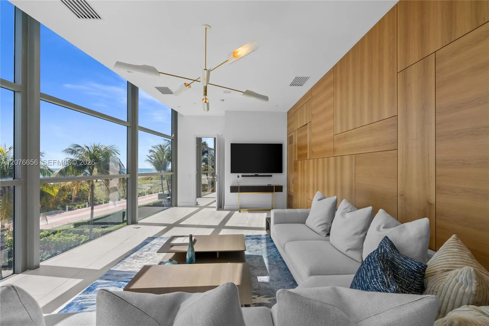 Listing  5875 Collins Avenue 401, Miami Beach, FL 33140, Miami Beach, FL 33140