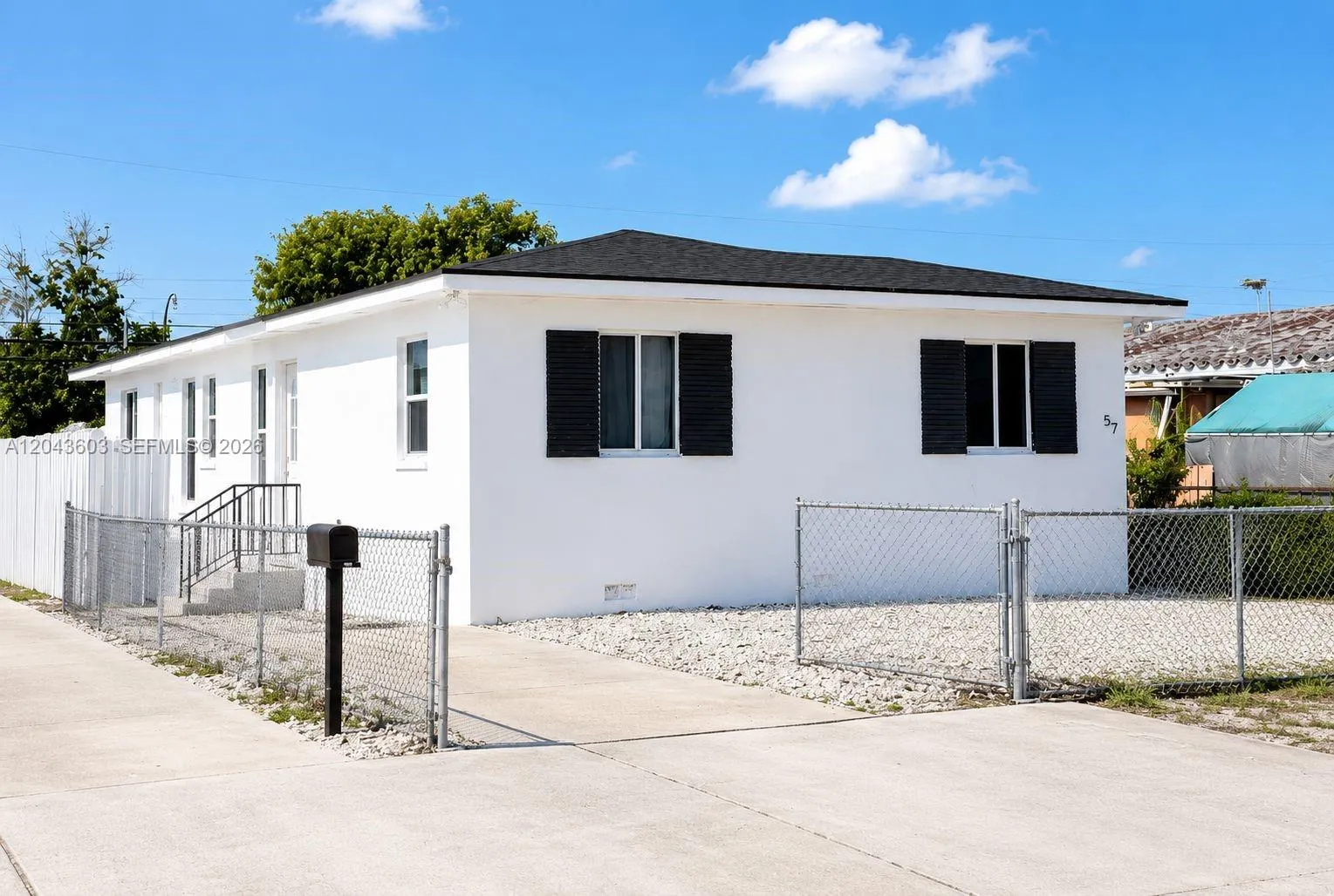 View details of listing 59 E 10th Street, Hialeah, FL 33010 Hialeah with MLS# 