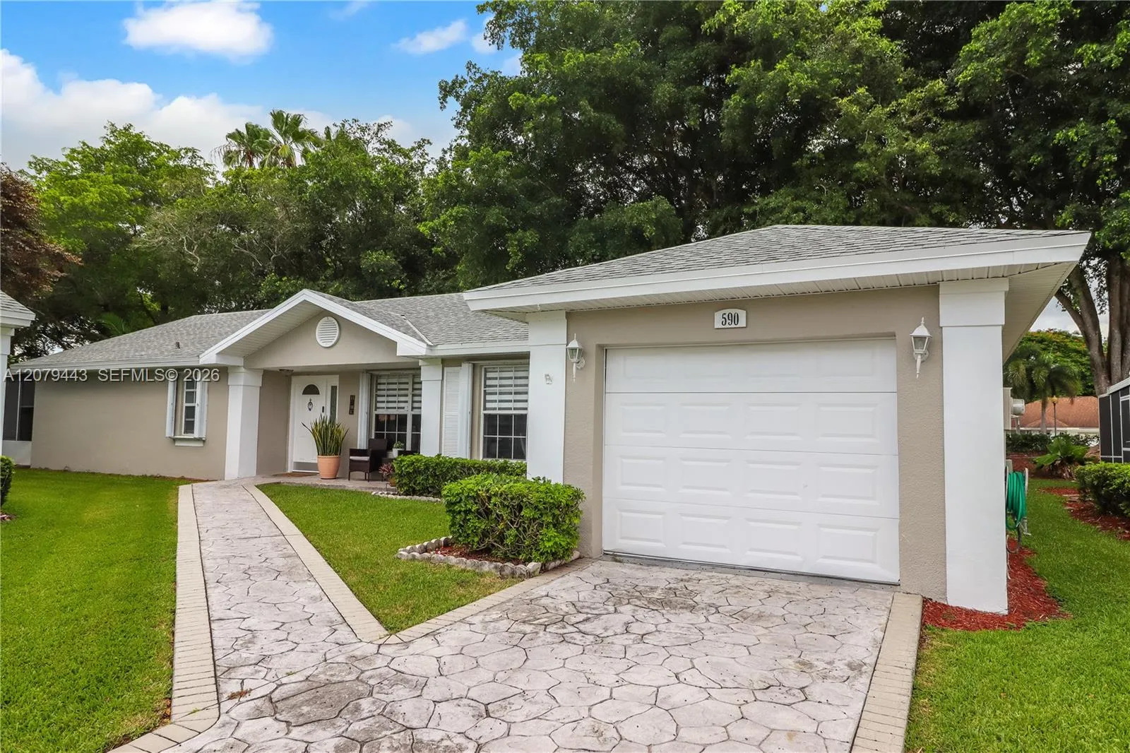 Listing  590 SE 19th Drive, Homestead, FL 33033, Homestead, FL 33033