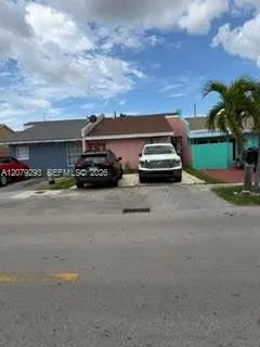 Listing  5924 W 21st Court, Hialeah, FL 33016, Hialeah, FL 33016