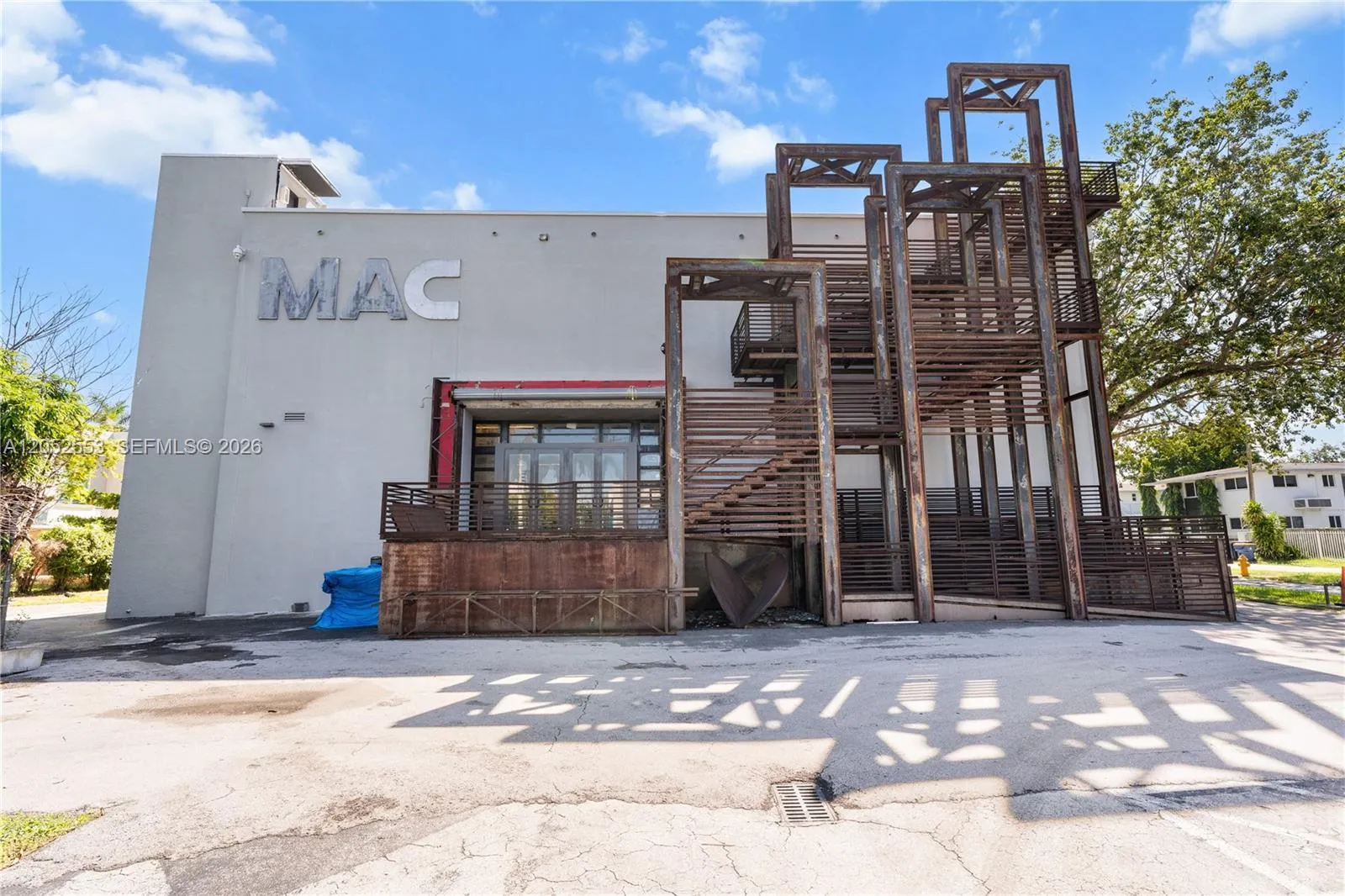 Listing  5960 SW 57th Avenue, Miami, FL 33143, Miami, FL 33143