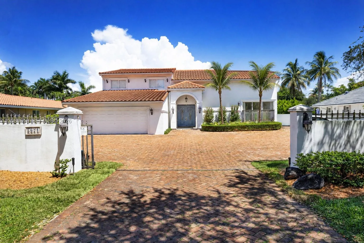 View details of listing 5971 SW 88th Street, South Miami, FL 33156 South Miami with MLS# 