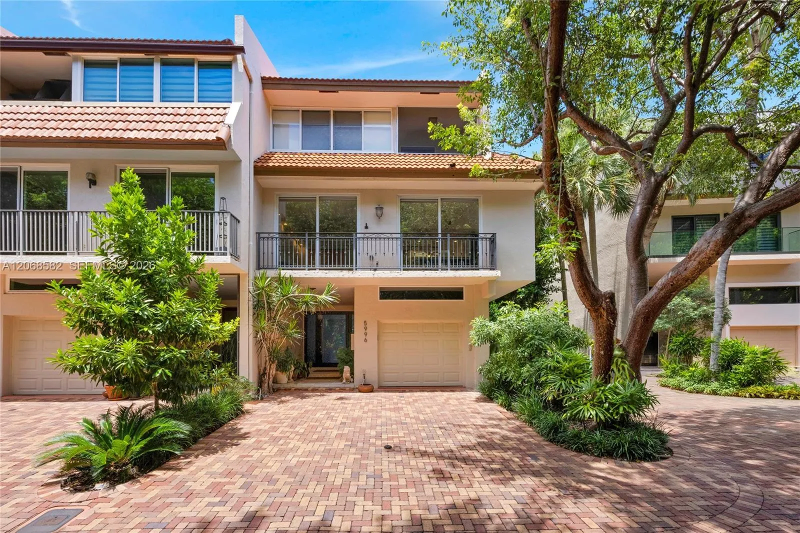 Listing  5996 Paradise Point Drive, Palmetto Bay, FL 33157, Palmetto Bay, FL 33157