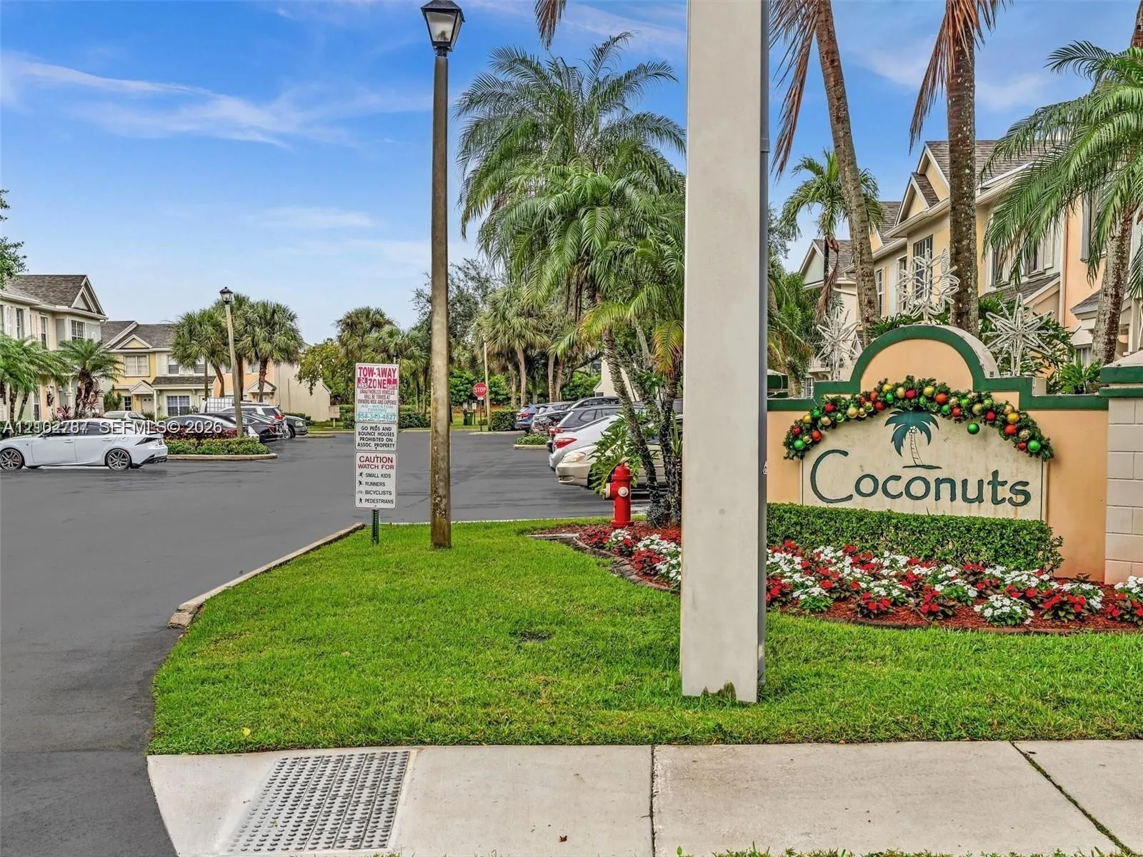 View details of listing 60 Key West Court 60, Weston, FL 33326 Weston with MLS#