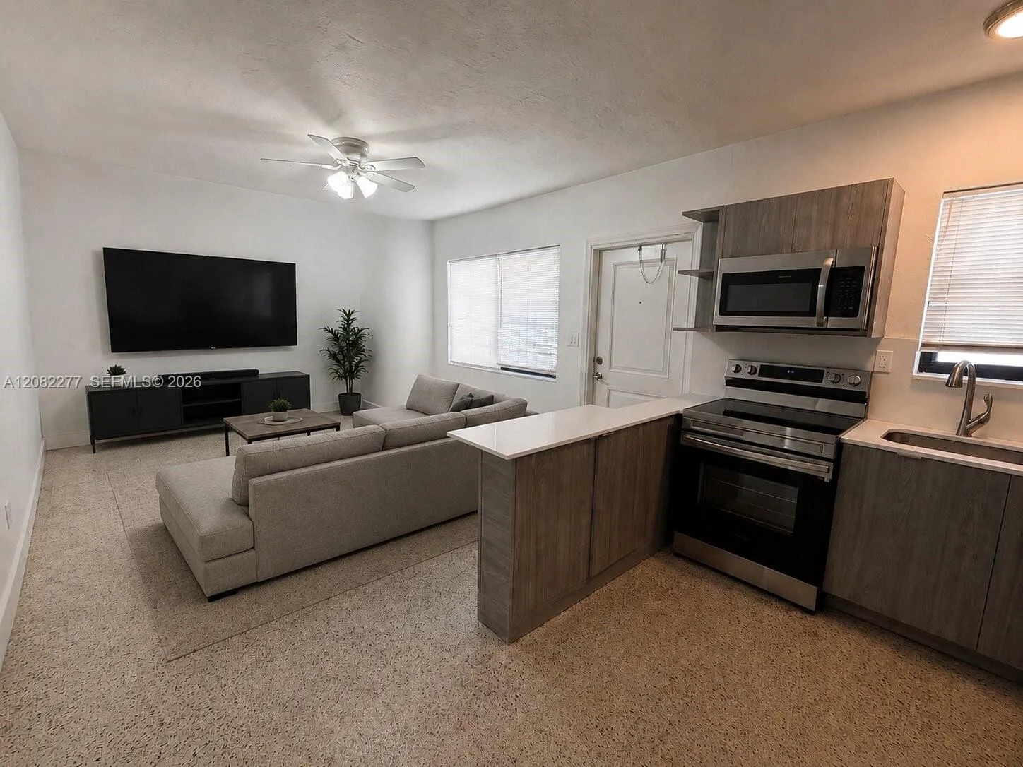 View details of listing 600 SW 10th Street 5, Miami, FL 33130 Miami with MLS# 