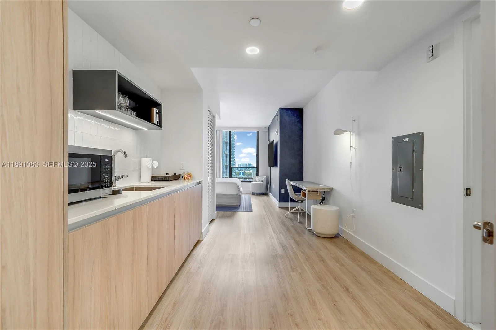 Listing  601 NE 1st Avenue 1619, Miami, FL 33132, Miami, FL 33132