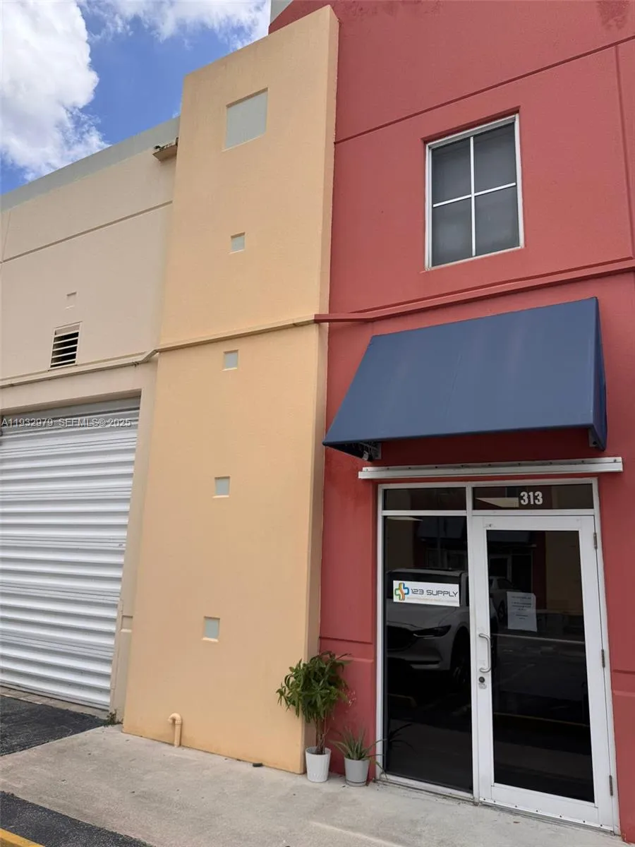 Listing  6020 NW 99th Avenue 203, Doral, FL 33178, Doral, FL 33178