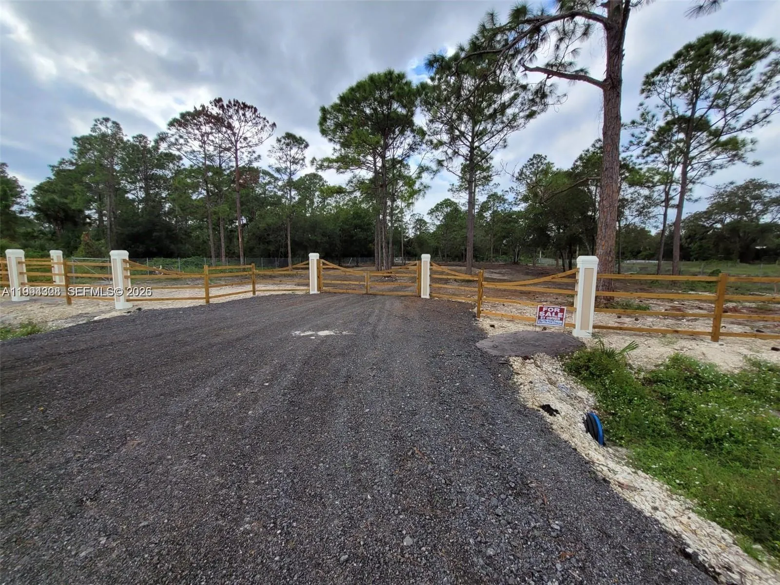 Listing  610 S Quebrada Street, Clewiston, FL 33440, Clewiston, FL 33440