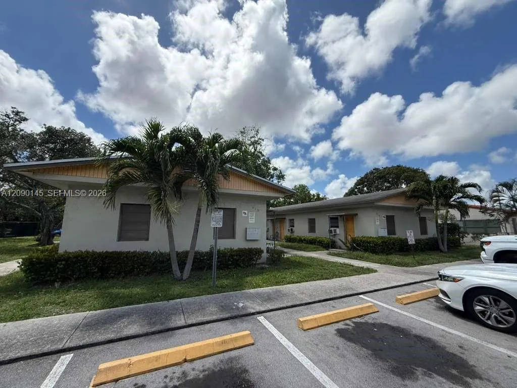 Listing  615-619 NW 11th Avenue, Fort Lauderdale, FL 33311, Fort Lauderdale, FL 33311
