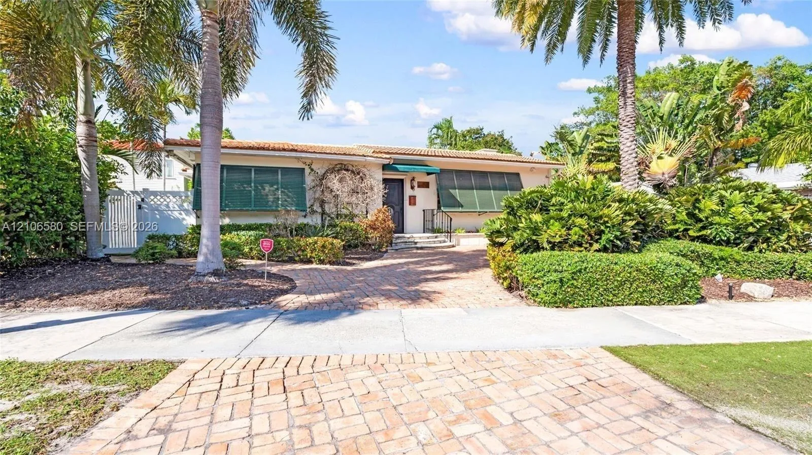 View details of listing 623 NE 17th Way, Fort Lauderdale, FL 33304 Fort Lauderdale with MLS#