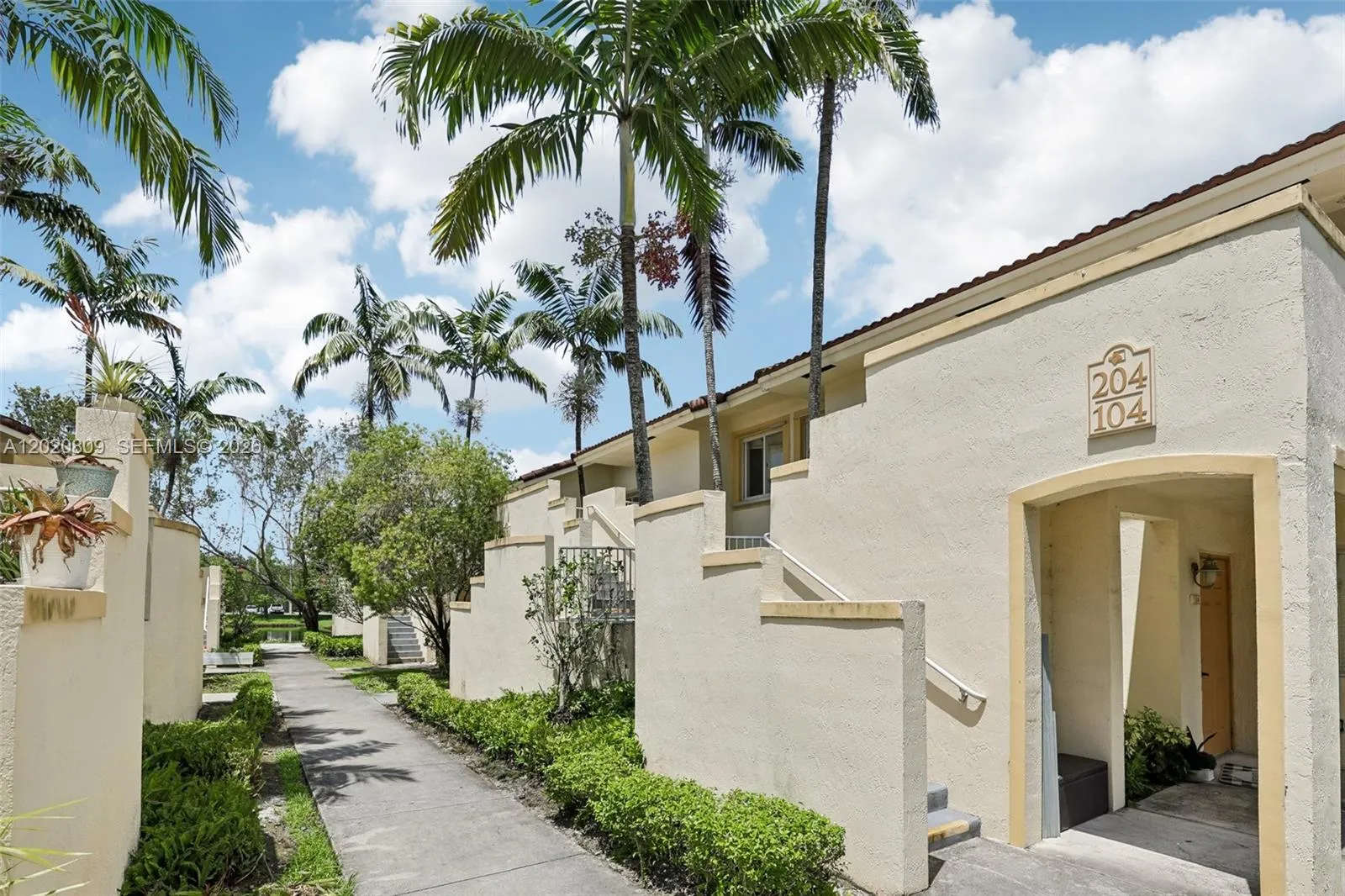Listing  6235 SW 47th Manor 201, Davie, FL 33314, Davie, FL 33314