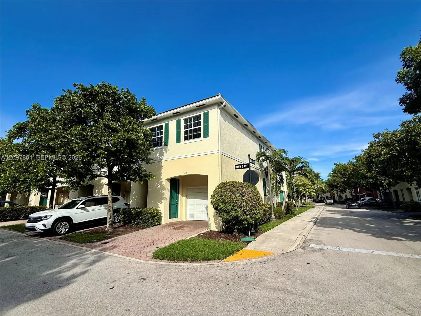 Listing  626 SW 3rd Avenue, Pompano Beach, FL 33060, Pompano Beach, FL 33060