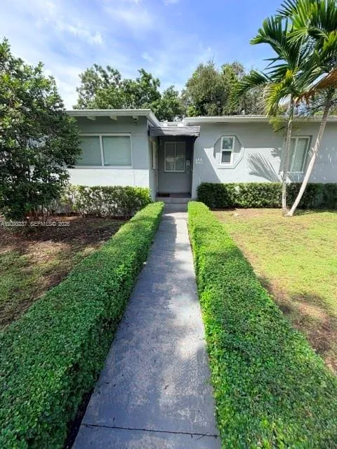 View details of listing 6277 SW 13th Street, West Miami, FL 33144 West Miami with MLS#
