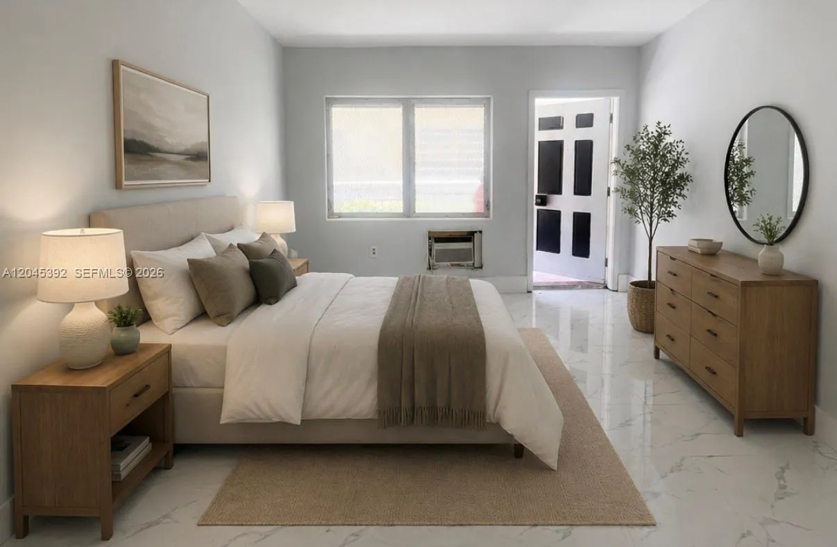 Listing  636 Meridian Avenue 4, Miami Beach, FL 33139, Miami Beach, FL 33139