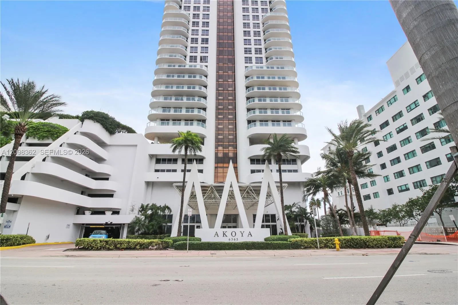 Listing  6365 Collins Avenue 3909, Miami Beach, FL 33141, Miami Beach, FL 33141