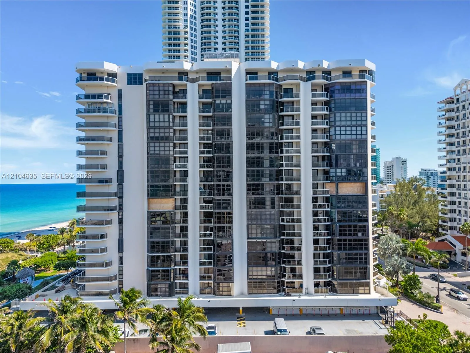 Listing  6423 Collins Avenue 703, Miami Beach, FL 33141, Miami Beach, FL 33141