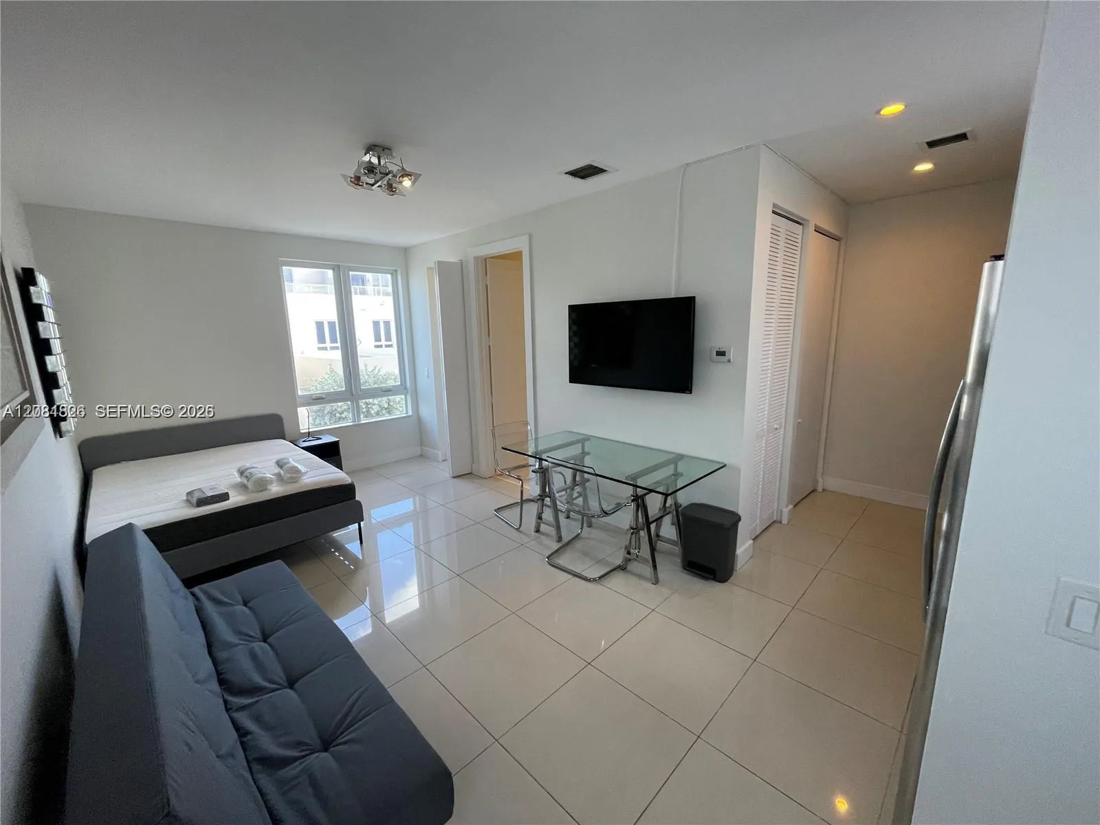 View details of listing 6423 NW 105th Court Studio, Doral, FL 33178 Doral with MLS#